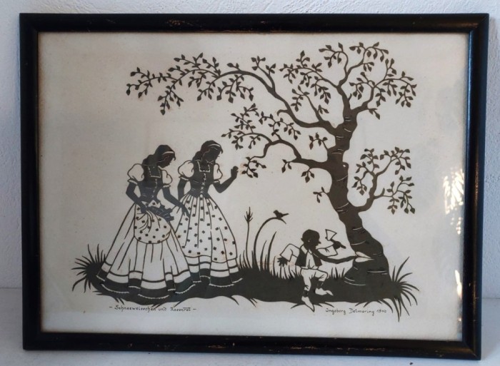 Tablou semnat Ingeborg Detmering - Albă ca Zăpada și Roșie ca Trandafirul, 1946, tehnica Scherenschnitt (decupaj siluetă din h&acirc;rtie neagră), 39x29 cm