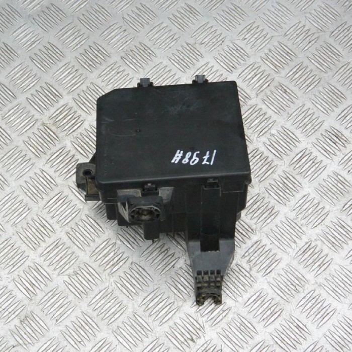 Panou de siguranțe NISSAN NP300 NAVARA D40 2006 OEM: 284B8EB300 2100383