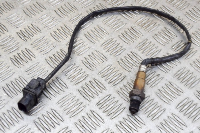 Sonda lambda VW SCIROCCO 137, 138 2013 OEM: 03L906262B,0281004085,0281004086 13592610