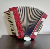 V&acirc;nd Acordeon Timis 60 de basi