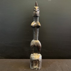 Statuetă decorativă din lemn &ndash; China (27 cm)