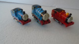 Bnk jc Thomas &amp; Friends - lot 3 locomotive plastic cu mecanism