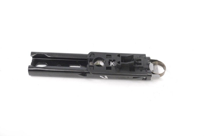 Reglaj &icirc;nălțime centura st&acirc;nga față MERCEDES-BENZ R W251, V251 2006 OEM: A2518600388 15512363