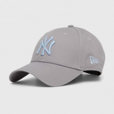 New Era șapcă de baseball din bumbac 9FORTY NEW YORK YANKEES culoarea gri, cu imprimeu, 60503373