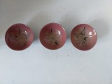 Lot 3 boluri mici ceramica glazurata, decorata cu floare in interior, 9cm diametru x 4cm inaltime
