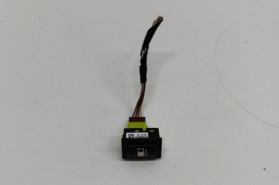 Comutator deschidere rezervor BMW 3 F30, F80 2017 OEM: 9358969 | 31798869 foto