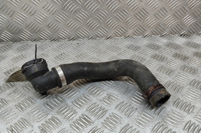 Furtun de lichid de răcire MERCEDES-BENZ VITO Furgon W447 2015 OEM: A4475010982 27503579