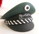 BRELOC DE COLECTIE MULTIFUNCTIONAL CU DESCHIZATOR STICLE CASCHETA MILITARA CU LOGO-UL KROMBACHER
