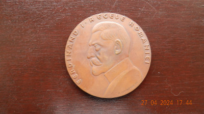 Medalie Ferdinand Targul de mostre ale industriei romanesti 1921 foto