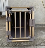 Cușcă transport c&acirc;ini Trixie din aluminiu &ndash; 61&times;48&times;59 cm