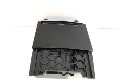 Scrumiera SKODA KAROQ NU7 2020 OEM: 567863077,57C863077,57C863077A 23994472 foto
