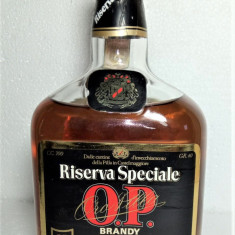 B- BRANDY riserva speciale, oro pilla , MULTI 3 ANI, Cc. 700 GR. 40 ANI 1970/80