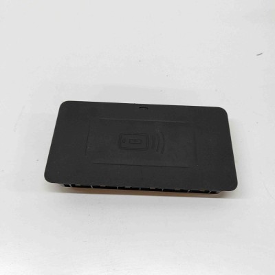 Stație de &amp;icirc;ncărcare wireless BMW X7 G07 2023 OEM: 5A82C19 foto