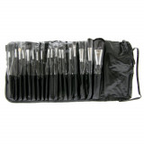 Cumpara ieftin Pensule Machiaj Global Fashion, set 18 buc, Black