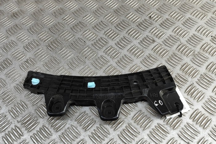 Suport bara de protecție dreapta spate MAZDA CX-30 DM 2023 OEM: DFR5-51-U30 31566016