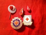 Set 5 Insigne tematica Sanitara , Crucea Rosie Romania