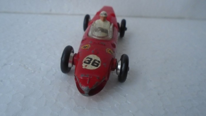 bnk jc Dinky 242 Ferrari Racing Car