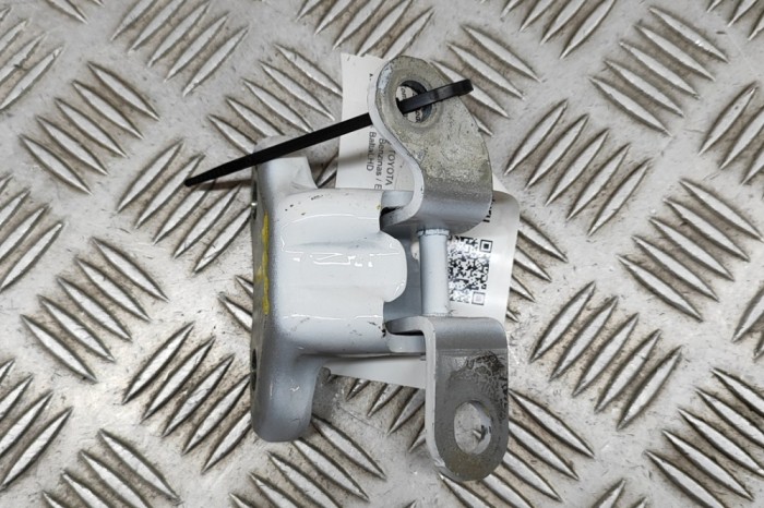 Balama ușă dreapta spate TOYOTA YARIS CROSS MXP_ 2022 OEM: 68750-0H010 28229086