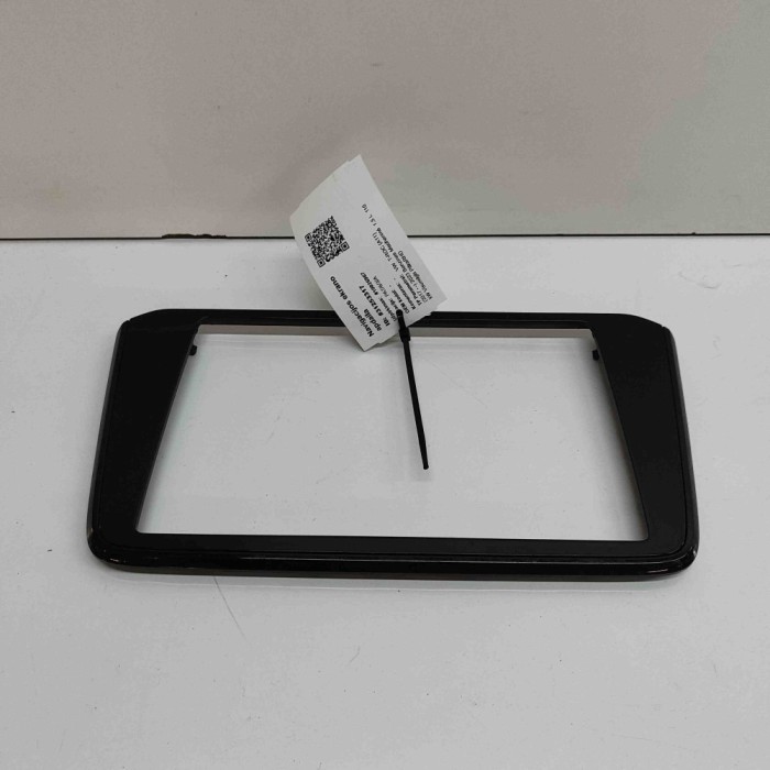 Ornament capac ecran navigație VW T-ROC A11 2023 OEM: 2GA858418 31253317