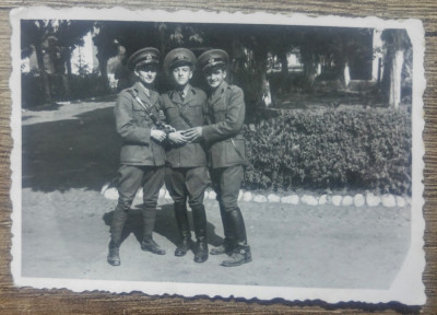 Tineri soldati romani, Ramnicul Valcea 1942/ fotografie foto