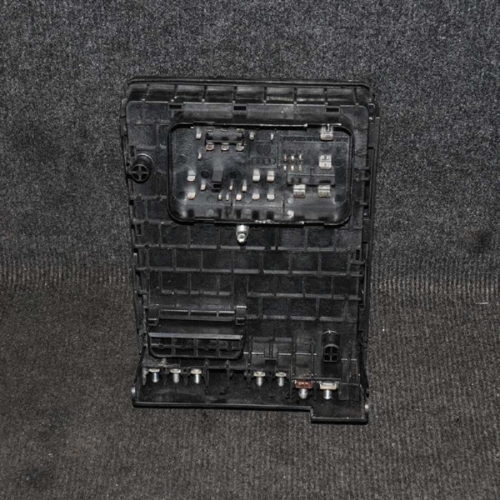 Panou de siguranțe VW PASSAT Variant B6 3C5 2010 OEM: 3C0937125 2183365