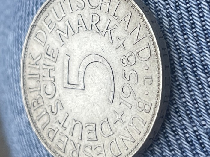 Moneda 5 marci 1958 j