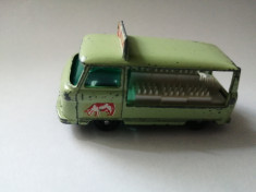 bnk jc Matchbox 21c Commer Bottle Float foto