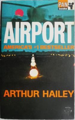 Airport &amp;ndash; Arthur Hailey (editie in limba engleza) foto