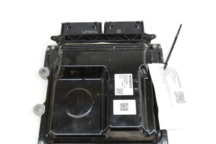 Unitate de control motor VOLVO XC60 II 246 2019 OEM: 32203480 23195436