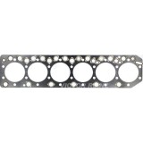 Victor Reinz Garnitura, chiulasa