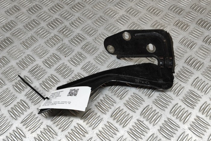 Balama capota st&acirc;nga față PORSCHE CAYENNE 92A 2014 OEM: 7P5823301C,7P5.823.301.C | 30117130