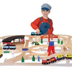 Set Trenulet din lemn cu depou Melissa and Doug