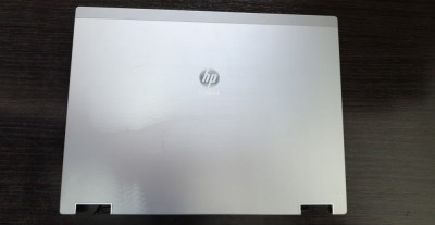 Capac LCD HP Elitebook 2540p foto