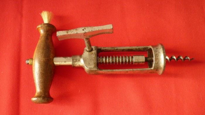 TIRBUSON VECHI, DESFACATOR STICLE