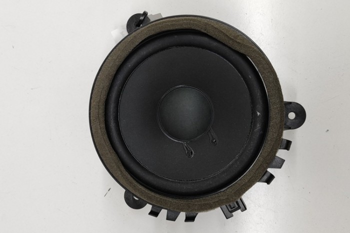 Difuzor ușă dreapta față VOLVO V60 2012 OEM: 30657445 29312474