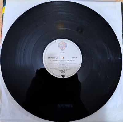 Disc vinil - a-ha - Crying In The Rain(12&amp;quot;, Maxi)-Warner Bros. Records- 7599-21768-0 foto