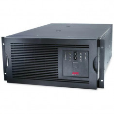 UPS APC &quot;Smart-UPS SUA&quot; Line Int. cu sinusoida pura cu management tower rack 5000VA / 4000W AVR IEC x 10 1 x baterie RBC55 display LCD back-