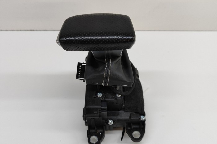 Timonerie cutie de viteze AUDI Q7 4M 2015 OEM: 4M2713041D 28482776