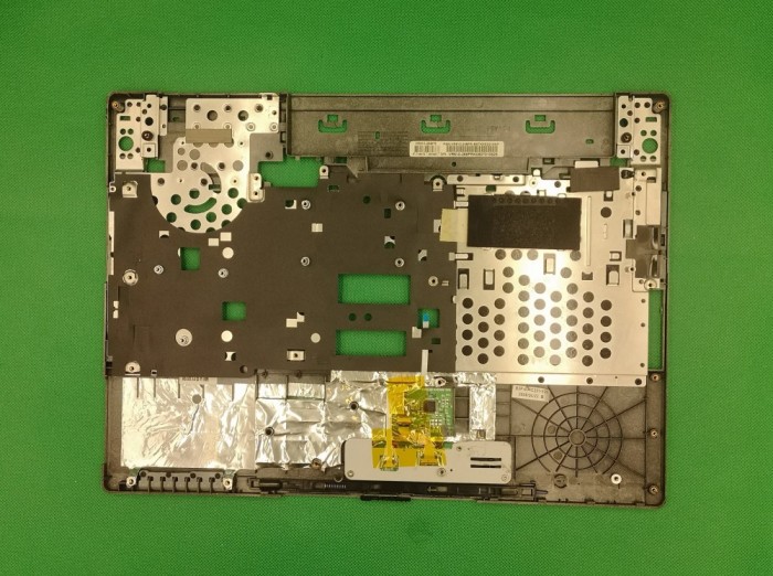 MSI VR610 Palmrest + Touchpad SWAP