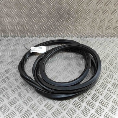 Garnitura ușă st&amp;acirc;nga spate VW T-CROSS C11 2024 OEM: 2GM867913C foto