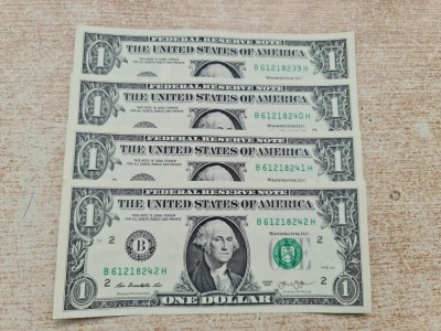 S..U.A. -4 dollari 2013 consecutivi, unc. foto