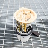 Pompa de combustibil rezervor VW GOLF VI 5K1 2011 OEM: Hatchback | 3223105