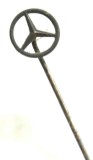 Insingna, pin Mercedes - veche - metal argintat