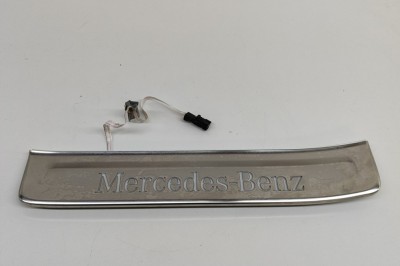 Ornament prag st&amp;acirc;nga spate MERCEDES-BENZ EQS V297 2022 OEM: A2976802100 29272864 foto