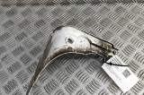 Suport aripa dreapta față VW PASSAT Variant B7 365 2012 OEM: 3AA821142 31045360