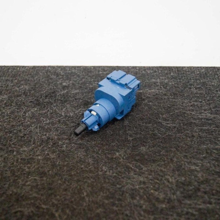 Alt modul de control SKODA RAPID NH3 2013 OEM: 6Q0927189 | 3476521