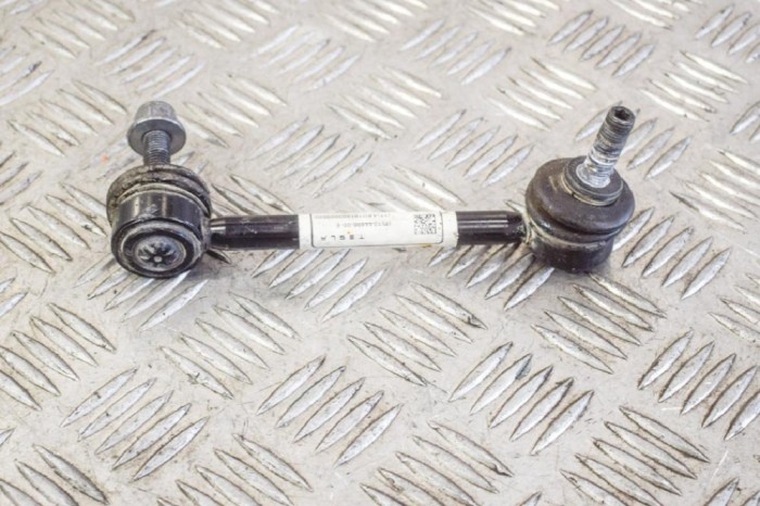 Bieleta stabilizatoare dreapta spate TESLA MODEL 3 2018 OEM: 1044496-00-E 11299242