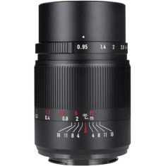 Obiectiv manual 7Artisans 25mm F0.95 APS-C