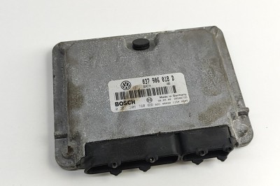 Unitate de control motor VW GOLF III Cabriolet 1E7 2001 OEM: 037906018D,0261206760 | 30323202 foto