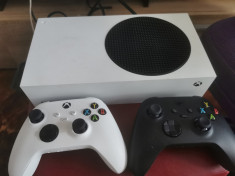 Consola Xbox One S 512gb + 2 joystick foto